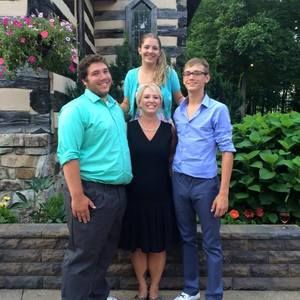 Meet your Posher, Rachel